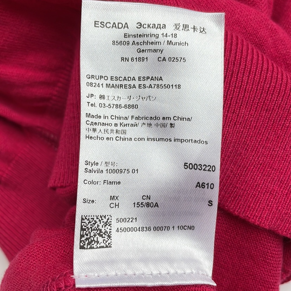 Escada Raspberry Turtleneck Size S Never Worn - image 8